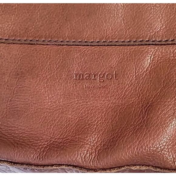 Margot New York VTG Brown Leather Crossbody Purse – Minimalist Classic Bag - Picture 6 of 9